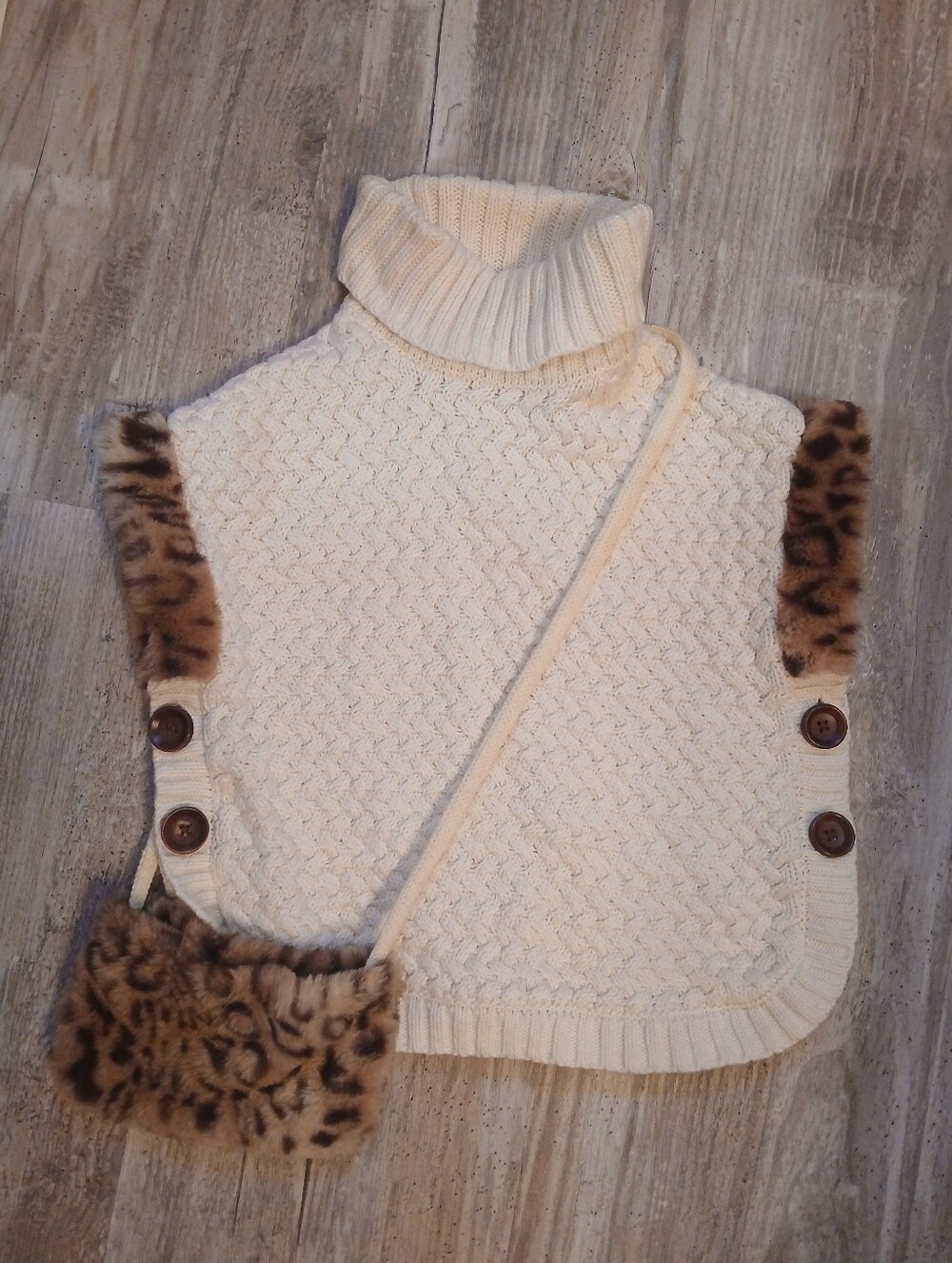 ​Aspen Kids Cream Cable Knit Poncho Turtleneck Leopard Fur Purse Set Size 3-4